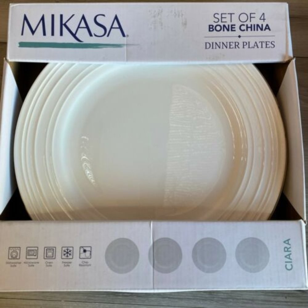 🆕 Mikasa Ciara Swirl Rim White Bone China 11” Dinner Plates Round (set of 4)